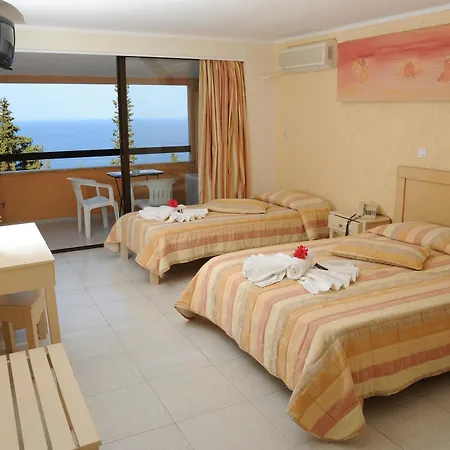Montaniola 3*